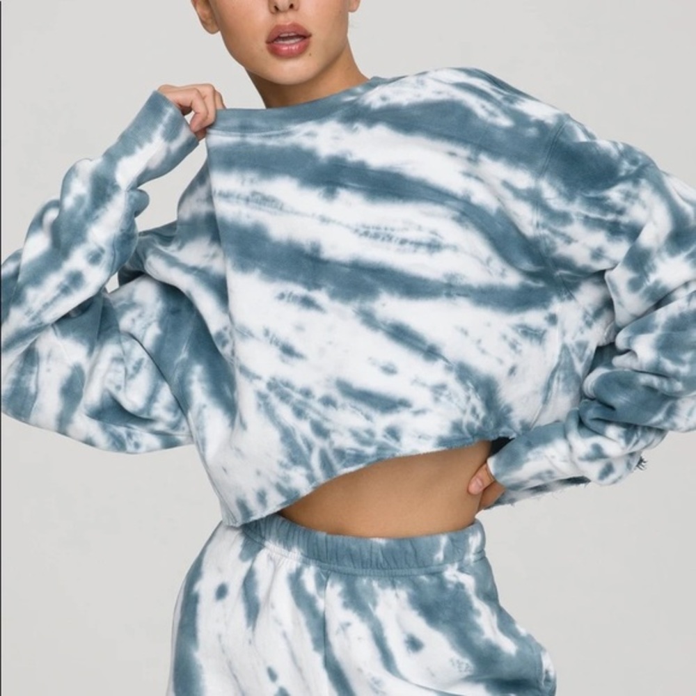 🆕 NWOT Good American | Cropped & Cool Tie Dye Sweatshirt | Orion Blue